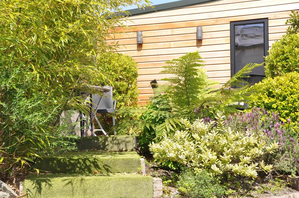 Quinlan & Cooke Boutique Townhouse And Qcs Seafood Restaurant Hotell Cahersiveen Exteriör bild
