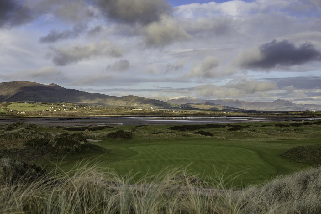 Quinlan & Cooke Boutique Townhouse And Qcs Seafood Restaurant Hotell Cahersiveen Exteriör bild