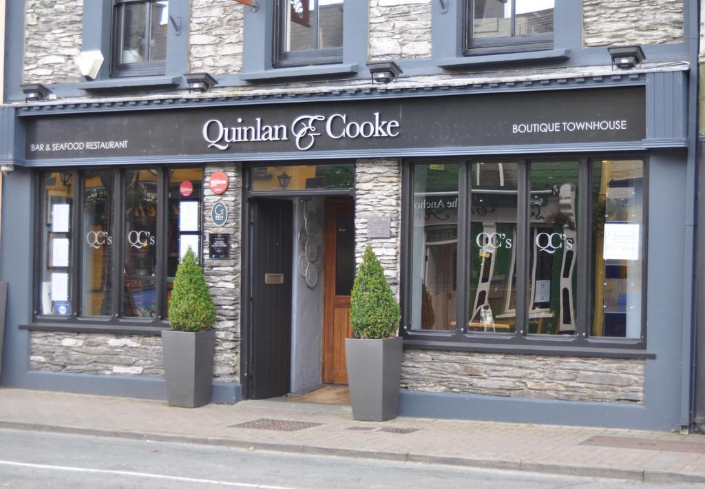 Quinlan & Cooke Boutique Townhouse And Qcs Seafood Restaurant Hotell Cahersiveen Exteriör bild