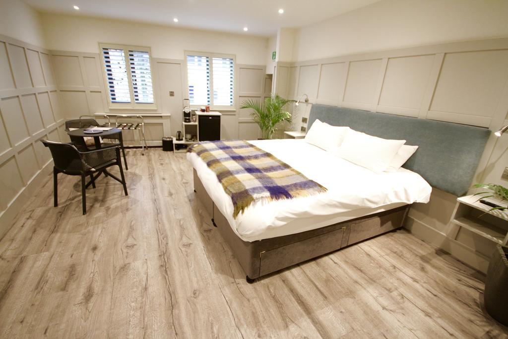 Quinlan & Cooke Boutique Townhouse And Qcs Seafood Restaurant Hotell Cahersiveen Exteriör bild