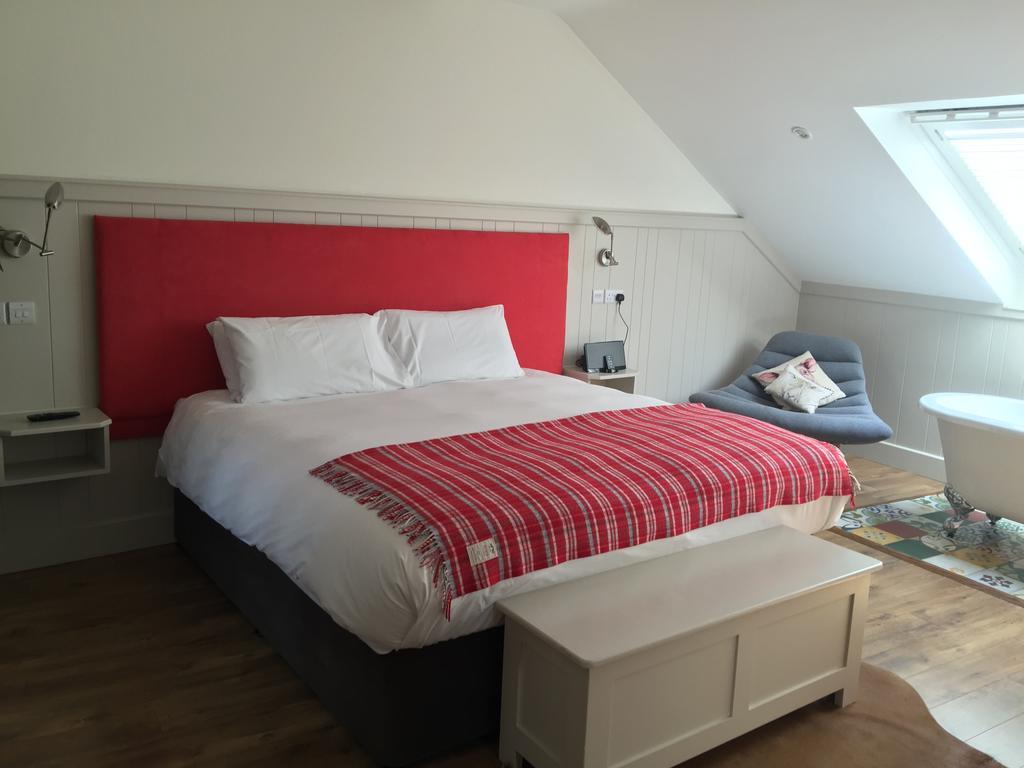 Quinlan & Cooke Boutique Townhouse And Qcs Seafood Restaurant Hotell Cahersiveen Exteriör bild